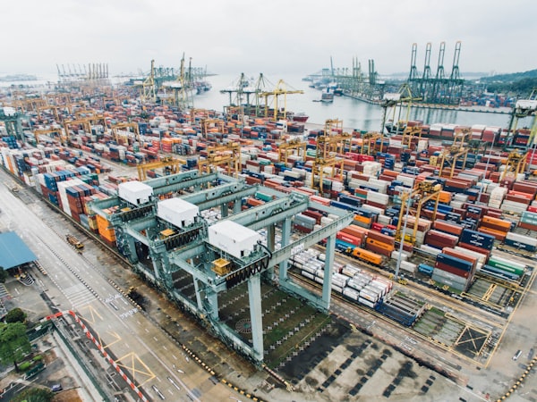 Sea Freight (FCL/LCL)